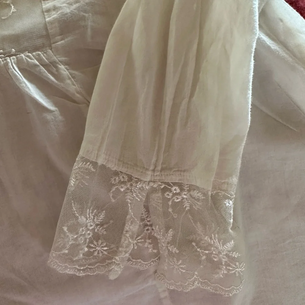 Dress Barn  cream xl  boho cotton‎ blouse with lace bodice. Victorian vibe. EUC - Picture 5 of 10